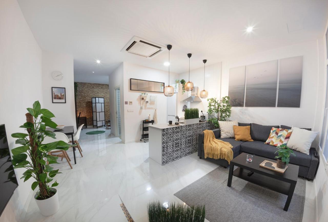 Artistic Digital Retreat-Great Location Near Metro Apartman Valencia Kültér fotó